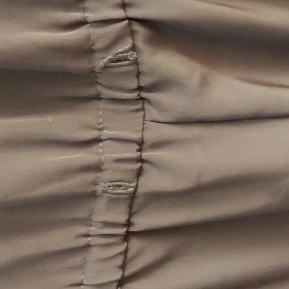 BANANA REPUBLIC FACTORY Navy and Black Sleeveless Jumper - Picture 5 of 14